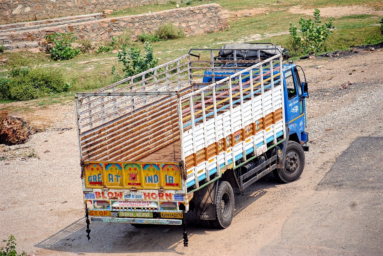 10 Reasons to Choose One way Goods for Stress Free Moving